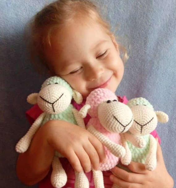 Amigurumi oyuncak yapılışı