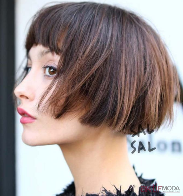Kısa Katlı Saç Modelleri