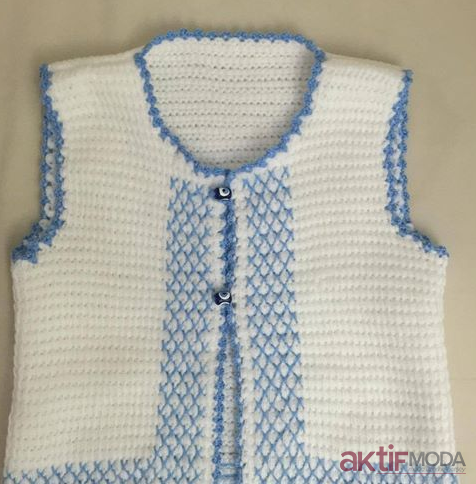 İki Renkli Erkek Bebek Yelek Modelleri