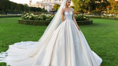 Prenses Gelinlik Modelleri: İhtişamın ve Zarafetin Birleştiği Gelinlikler