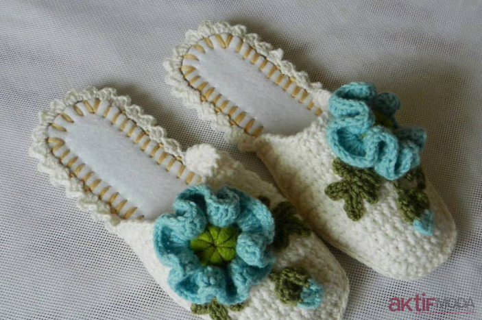 Süslü Örgü Terlik Modelleri 2023